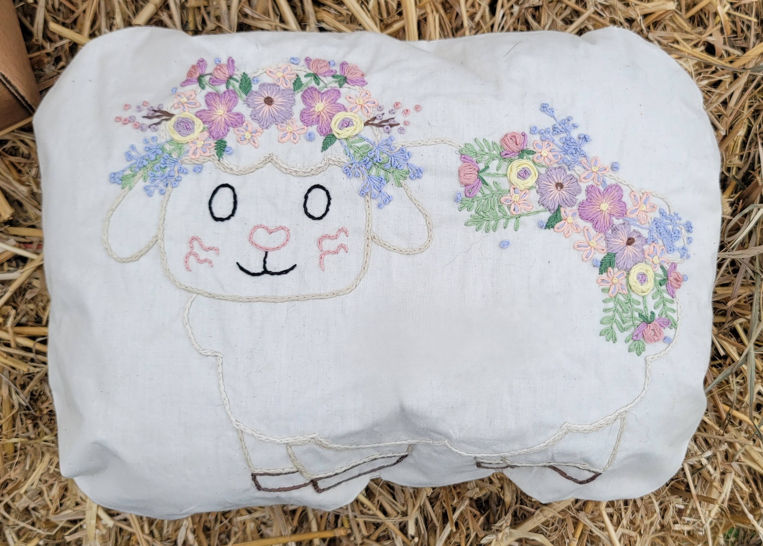 Hard "Missy" Pillow
